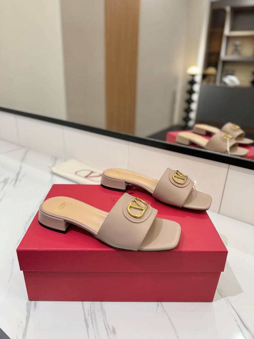 Valentino Slipper 5-1